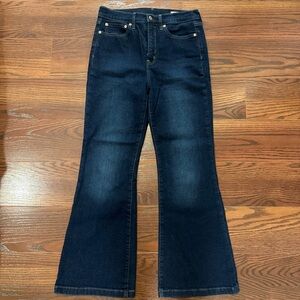 GAP High Rise '70s Flare Jeans size 29S/8S Dark Wash